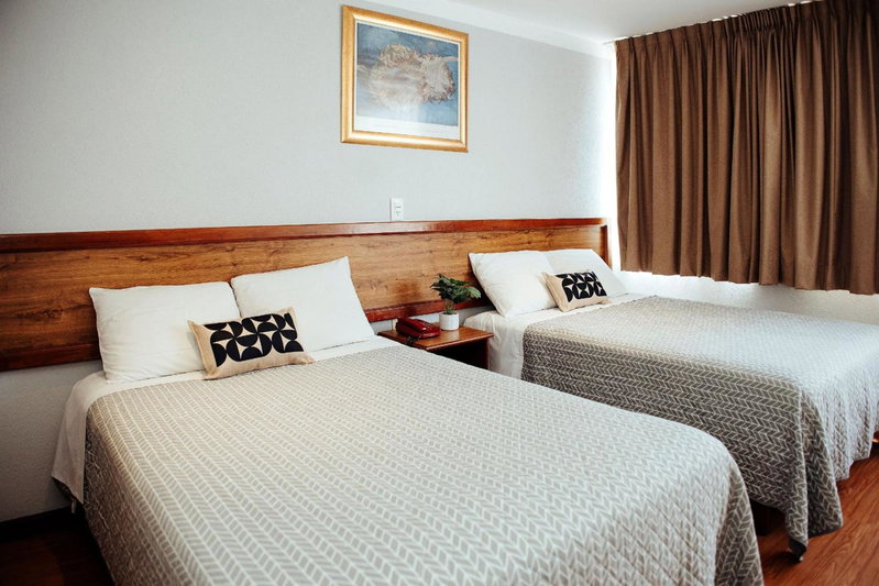 Hotel Don Simón, Toluca, México