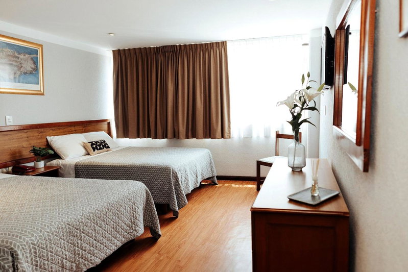 Hotel Don Simón, Toluca, México