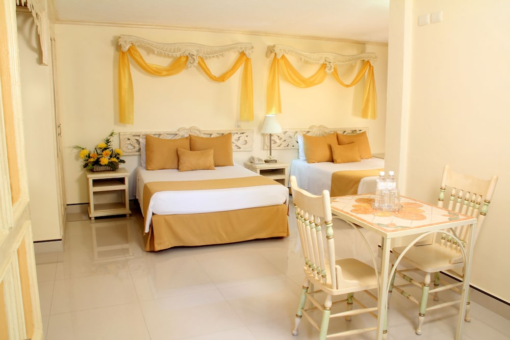 Hotel Villa Las Margaritas Plaza Cristal, Мексика