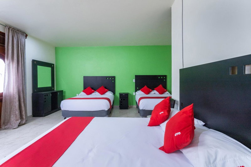 Capital O Hotel Emperadores Inn, Atlixco, Atlixco, México