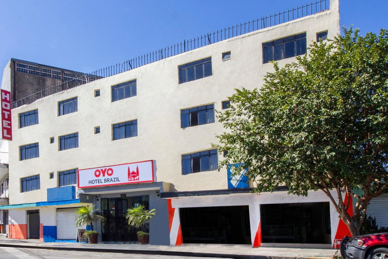 OYO Hotel Brazil,Guadalajara,Estadio Jalisco, Zapopan, Mexico