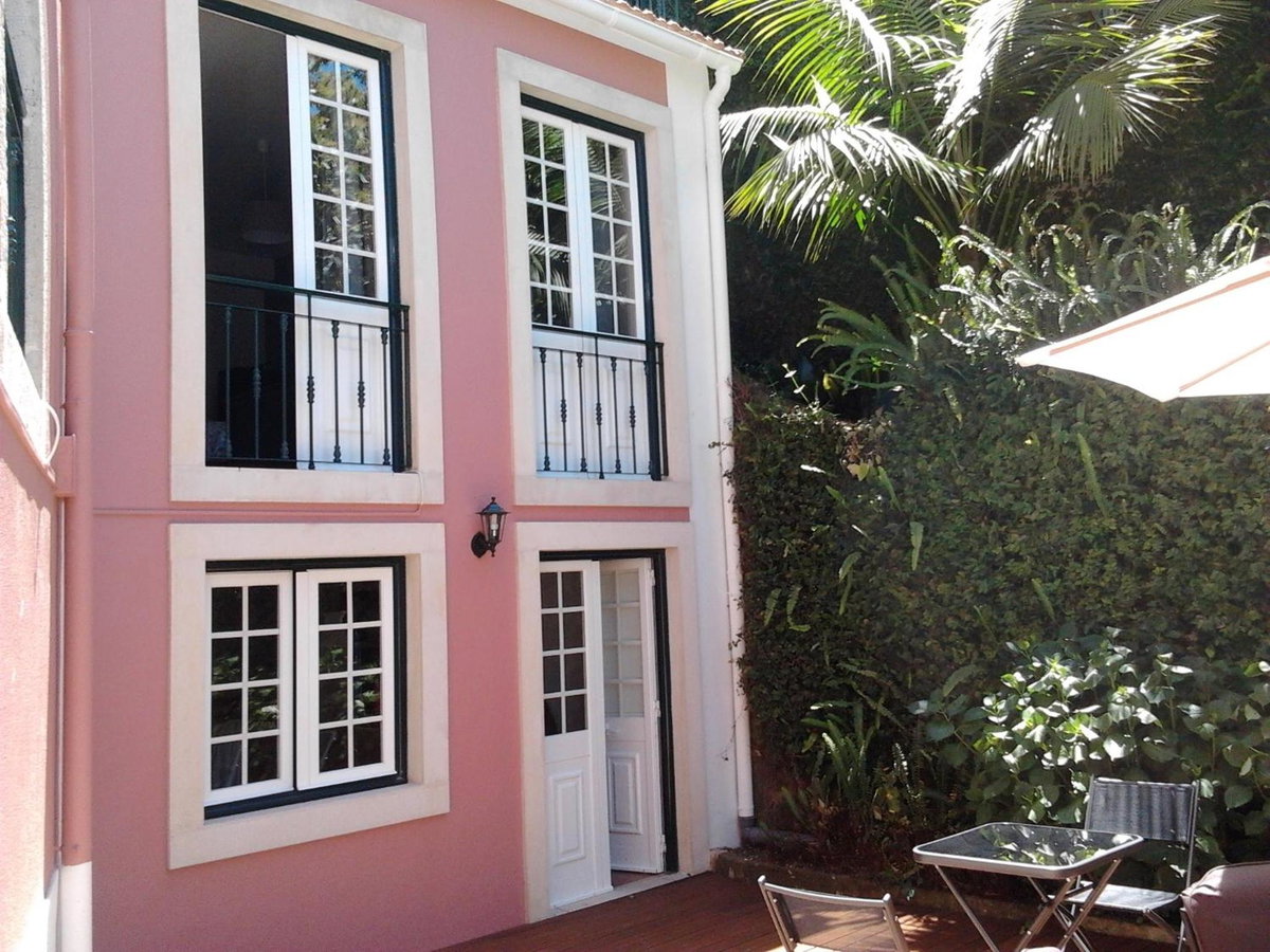 Casa do Arco, Португалия