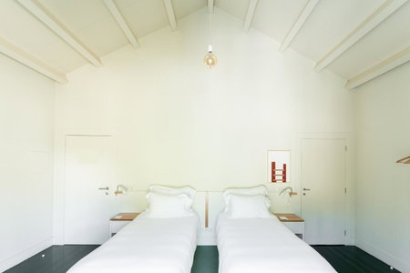 Duas Portas Townhouse, Porto, Portugal