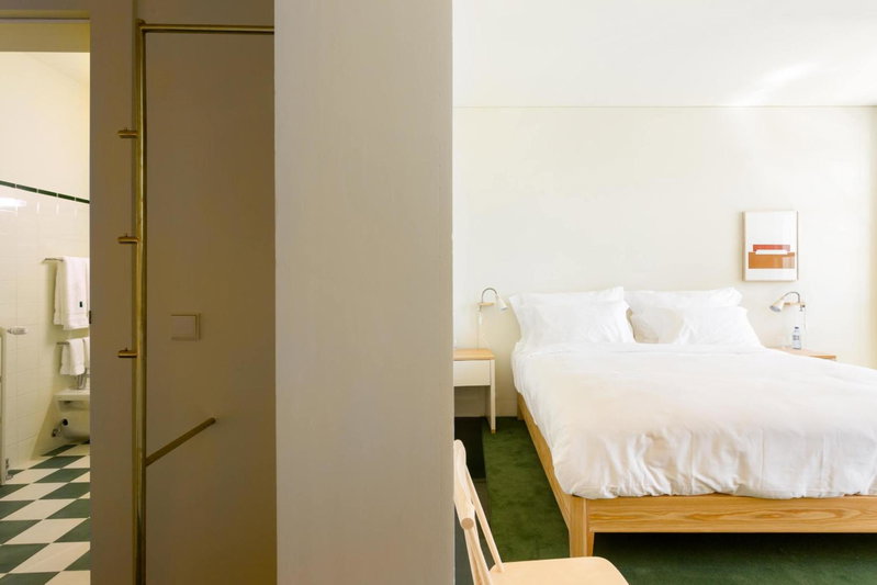 Duas Portas Townhouse, Porto, Portugal