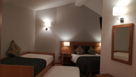 Casa da Fonte Sagrada, Loriga, Portugal