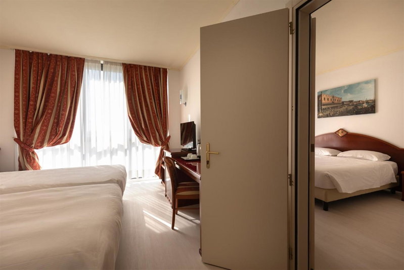 Noventa Hotel, San Dona di Piave, Italy