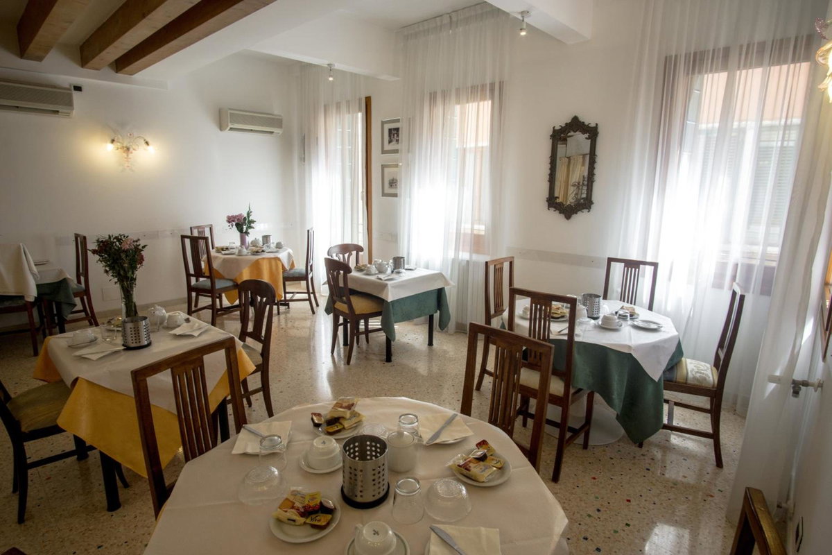 Hotel · Hotel Antigo Trovatore, Venice