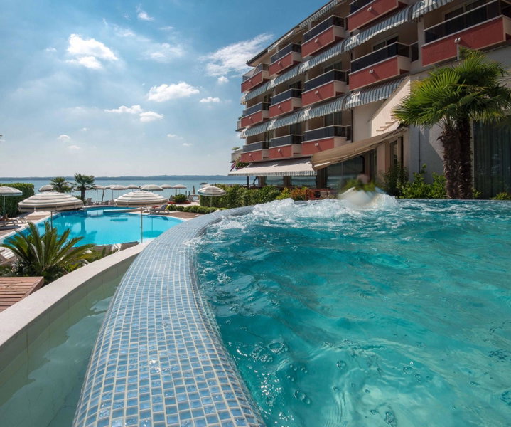 Hotel Continental Wellness & Spa, Sirmione, Italie