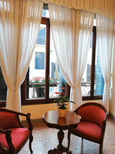 Hotel Alla Fava, Venice, Italy