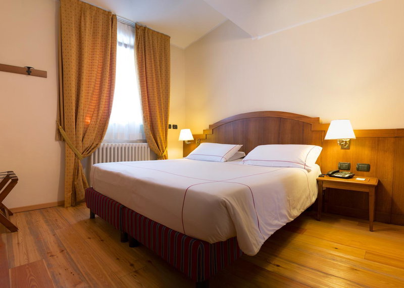 Cresta Et Duc Hotel, Courmayeur, Italy