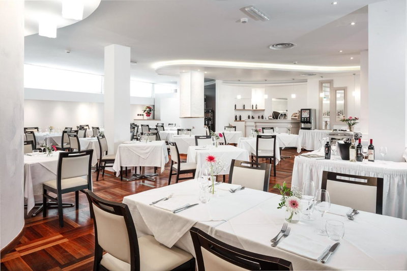 Hotel Carlo Felice Sassari, Sassari, Italie