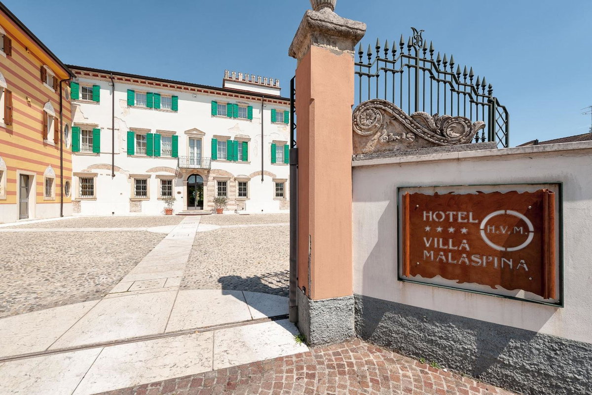 Hotel · Hotel Villa Malaspina, Castel D'Azzano