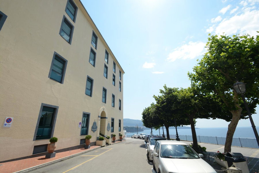 Panorama Palace Hotel, Meta, Italia