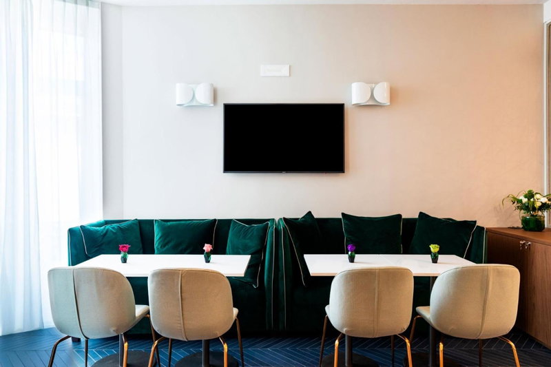 Amadomus Luxury Suites, Naples, Италия