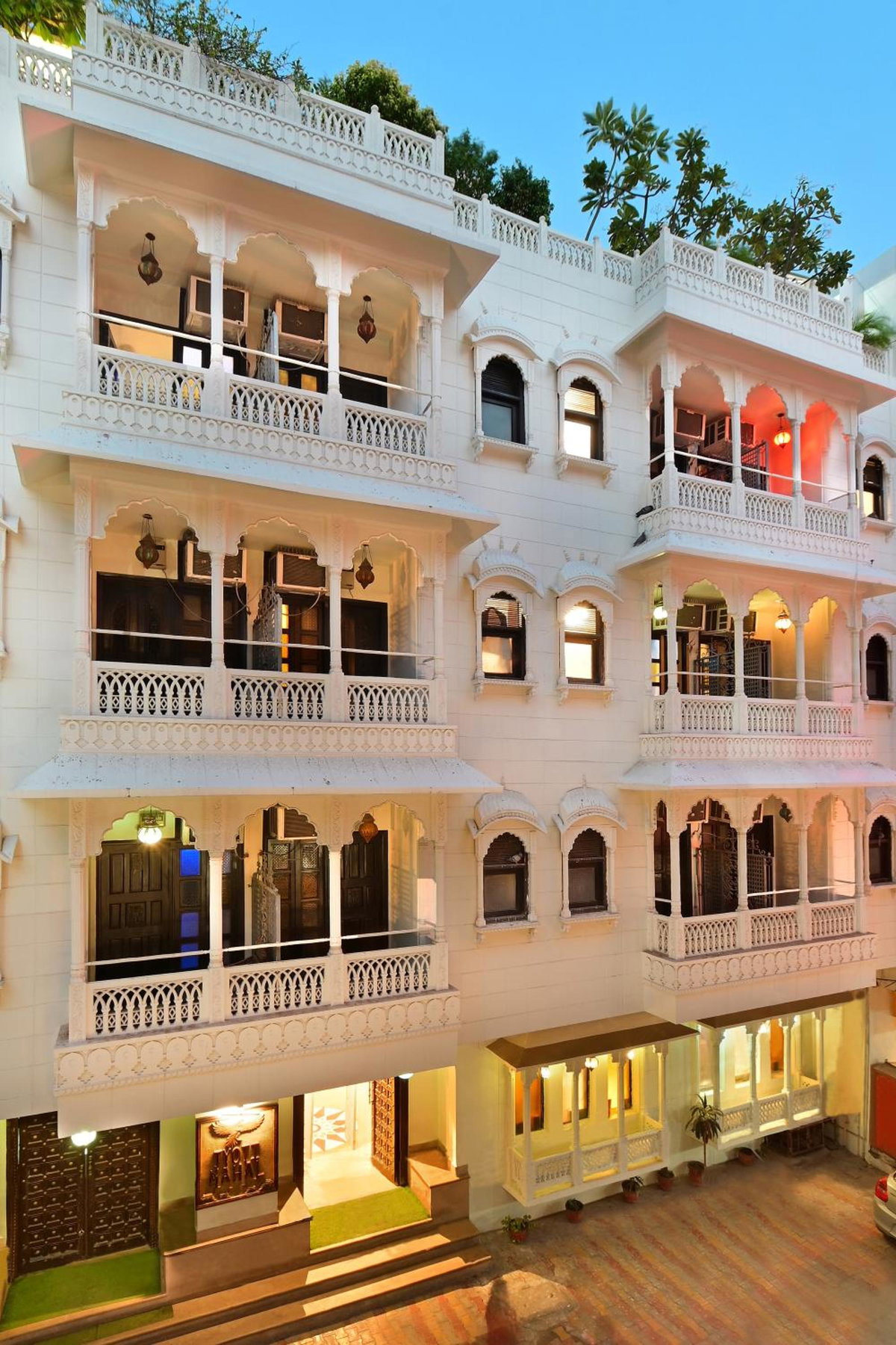 Jyoti Mahal A Royal Heritage Hotel - Traveler's Choice Award 2026 - Near to Connaught Place, Indien