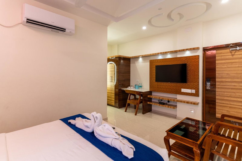 Sree Bharat Residency, Alāndurai, India