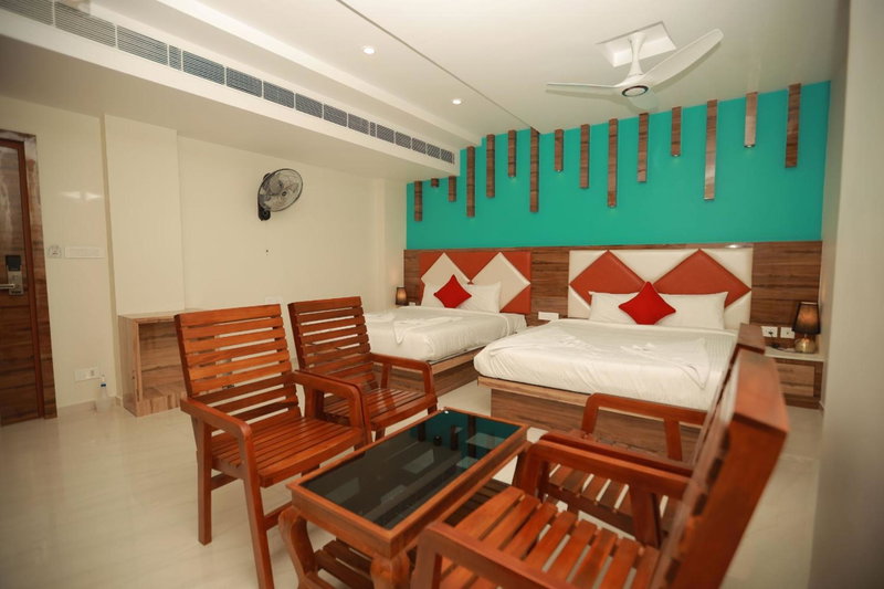 Sree Bharat Residency, Alāndurai, India