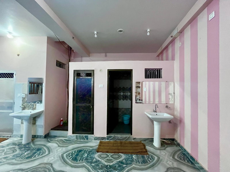 Trilok Residency - Dashashwamedh Varanasi, Varanasi, India