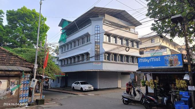 Aroma Serviced Villa Cochin, Cochin, Индия