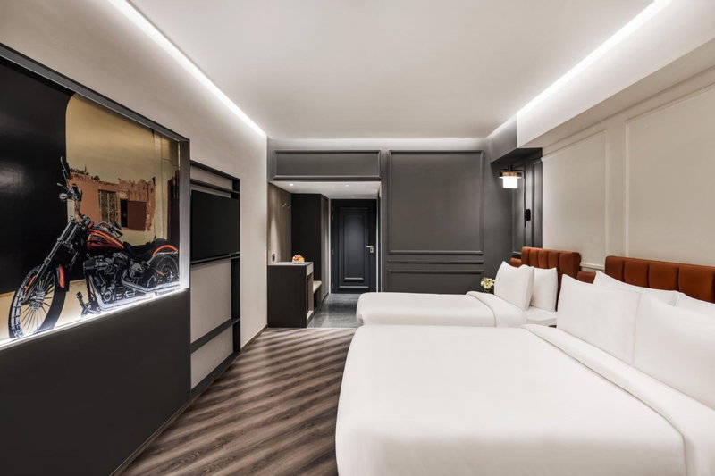 Ramada Encore by Wyndham Indore Nipania, Indore, Индия