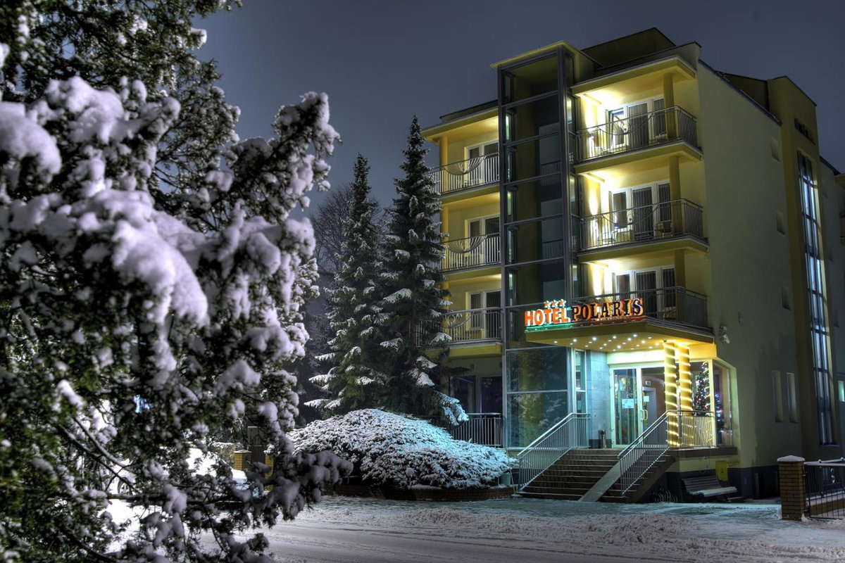 Hotel Polaris III, Польша