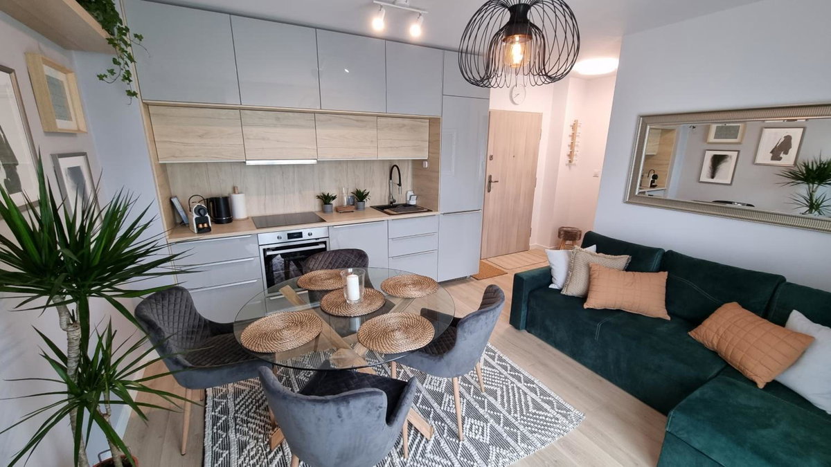 Apartament Młody Gdańsk - bezpłatny parking, mocne WiFi, dobre połączenie z lotniskiem, Polonia