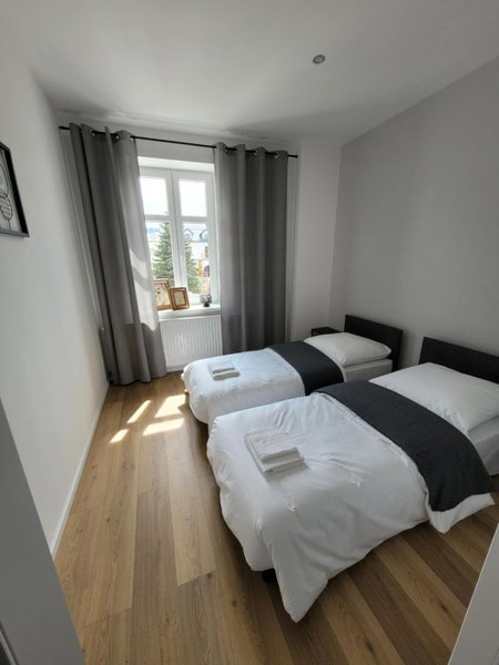 Rynek 2 Dukla- Pokoje i Apartamenty, Krosno, Poland