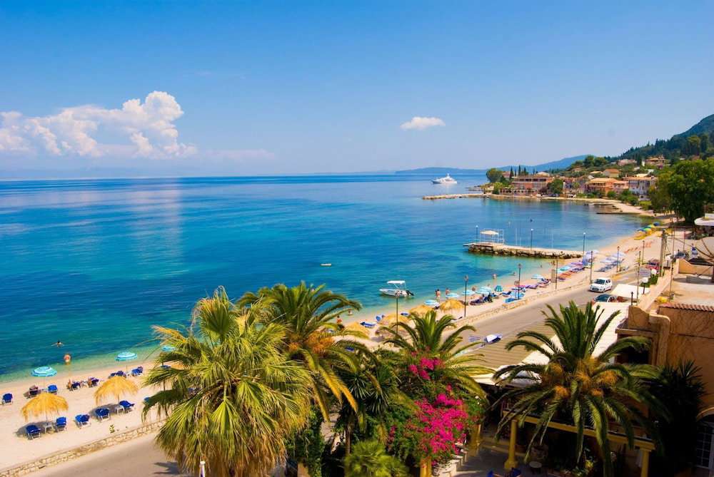 Отель · Potamaki Beach Hotel, Corfu