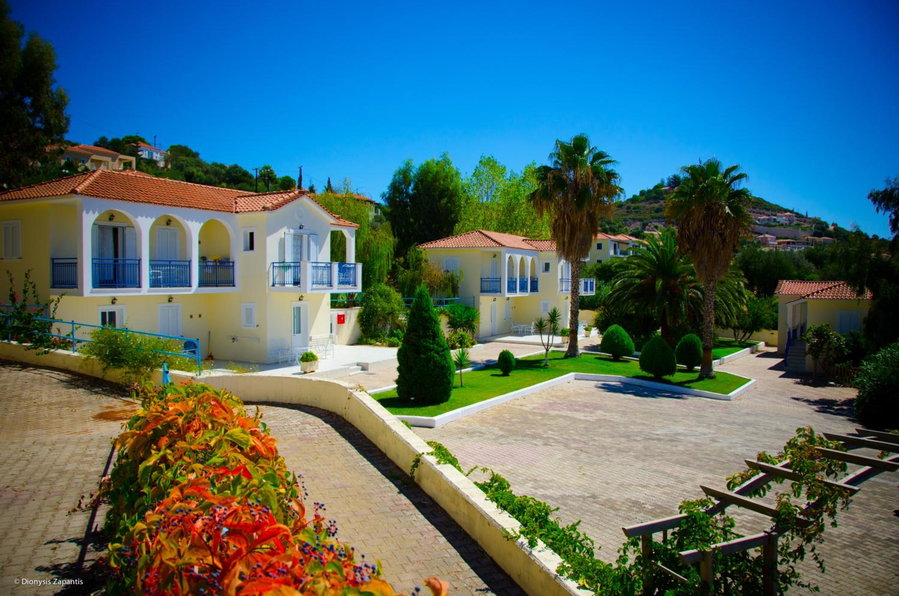 Liberatos Village, Lassi, Grecia