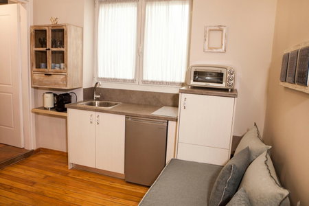 2-spaces comfy Bentzi apartment 7 with balcony in Pagrati, Athens, Greece