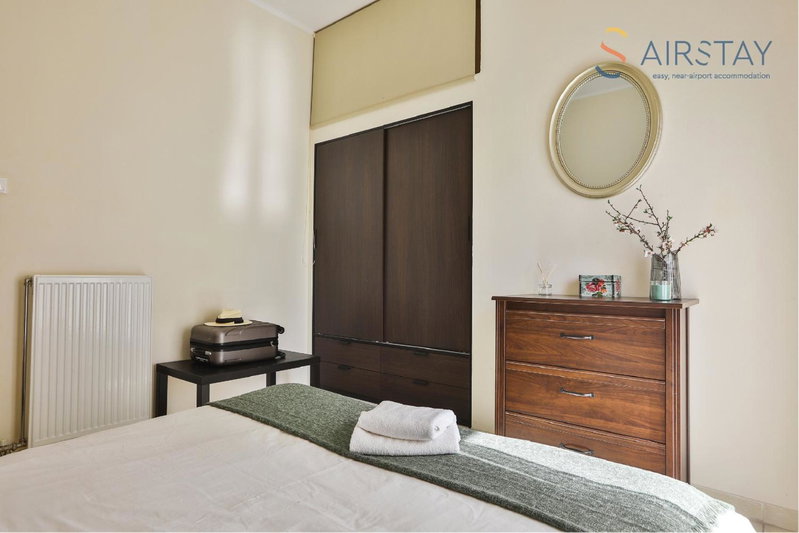 Nautilus Apartments Airport by Airstay, Artemida, Grèce