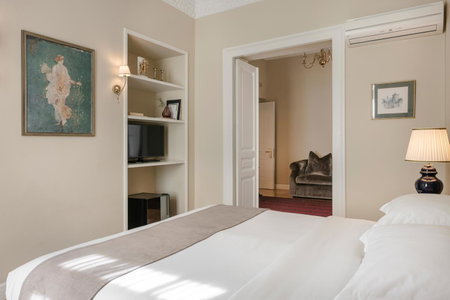Noble Suites, Athens, Греция