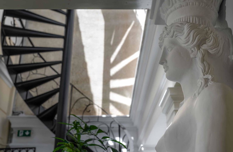 Noble Suites, Athens, Греция