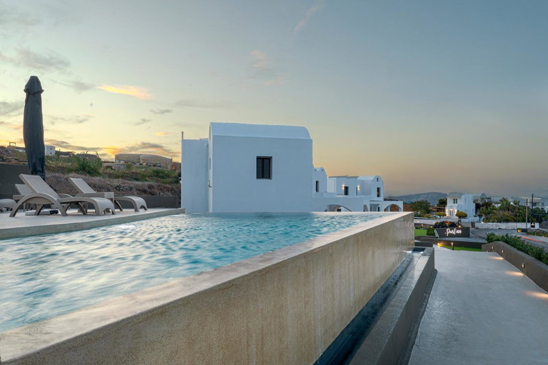 Pearl Inn Hotel by Pearl Hotel Collection, Imerovigli, Greece