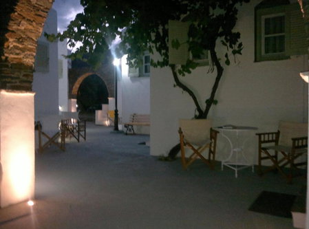 Giannakas Studios, Platis Yialos Sifnos, Greece
