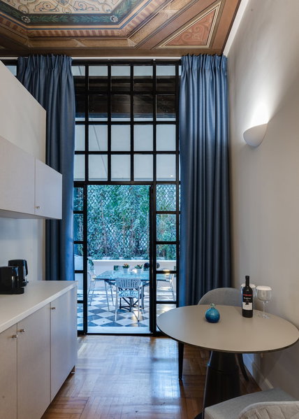 33 Solonos Suites, Athens, Греция