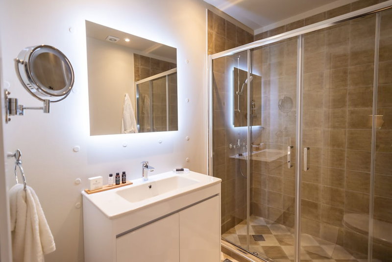 33 Solonos Suites, Athens, Греция