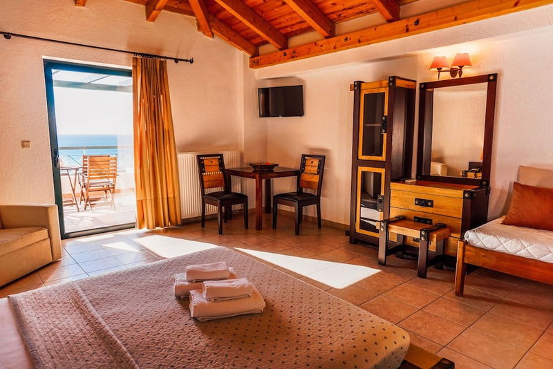 Hotel Natura Club & Spa, Trifylia, Greece