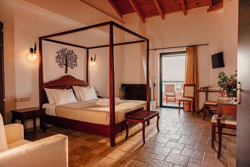 Hotel Natura Club & Spa, Trifylia, Greece