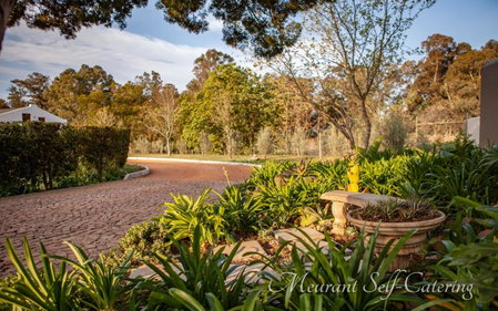 Meurant Self Catering Family Cottage, Riversdale, South Africa