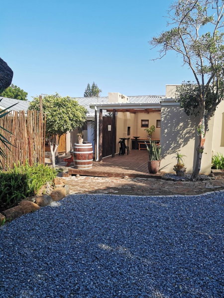 The Birdhouse Bed & Breakfast #NO Loadshedding #Solar Energy, East London, South Africa