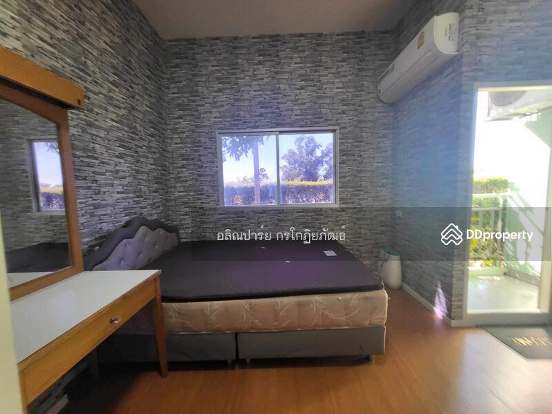 Apartment for rent in Ban Khlong Bang Sao Thong, Thailand · Lumpini Condo Town Romklao-Suvarnabhumi, Bangkok · 1 room, 1 bath