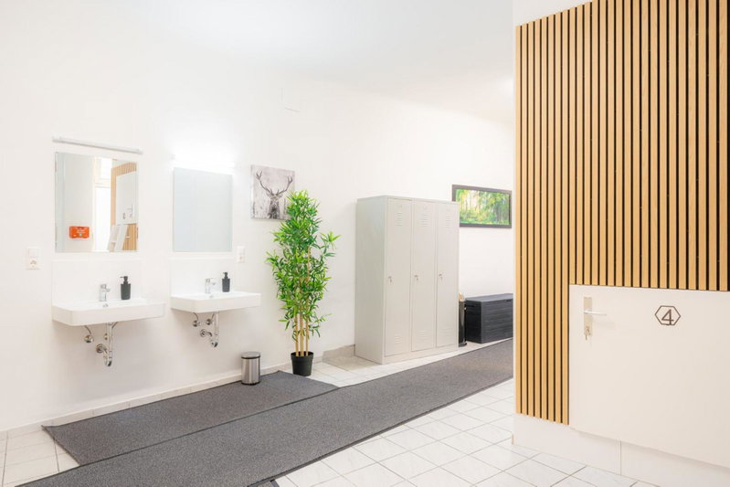 Robin Wood Capsule Hostel, Vienna, Austria