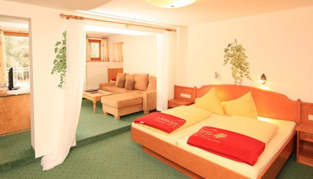 Naturhotel Lärchenhof, Ramsau am Dachstein, Austria