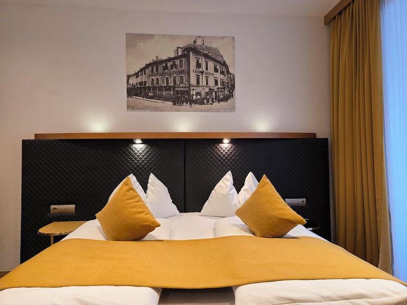 Boutique Hotel Goldenes Lamm, Villach, Austria