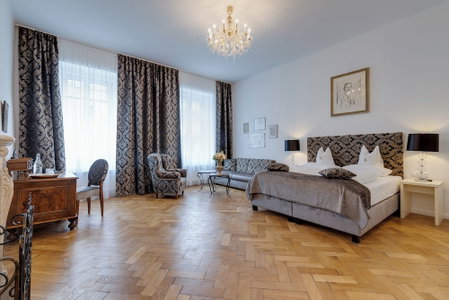 Boutique Hotel Goldenes Lamm, Villach, Austria