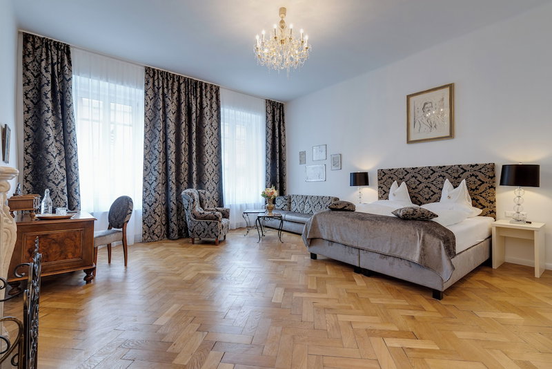 Boutique Hotel Goldenes Lamm, Villach, Austria