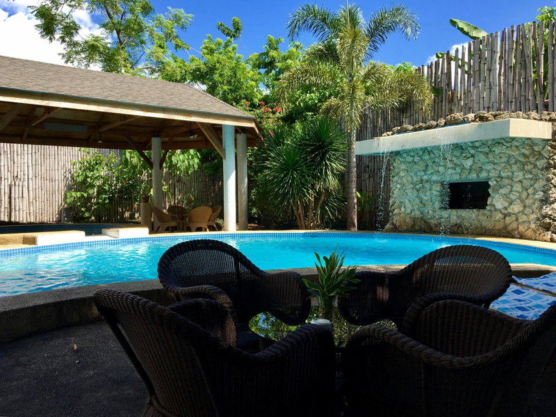Lapu-Lapu Cottages & Restaurant, Lapu-Lapu City, Philippines
