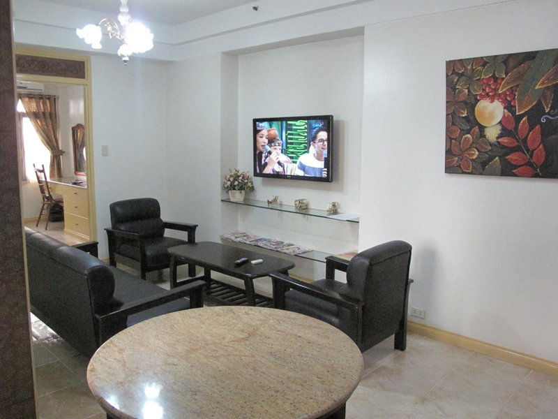 Makati Suites at Travelers Inn, Manila, Филиппины