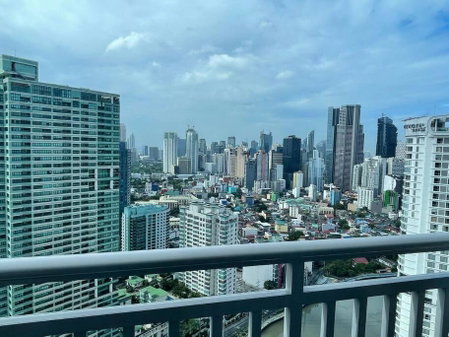 Aveline Suites Aesthetic Skydeck View ACQUA Private Residences near Rockwell Makati, Manila, Philippines